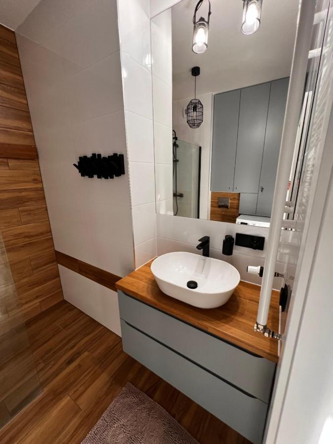 Butikowy Apartament Konin كونين المظهر الخارجي الصورة